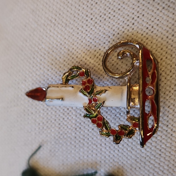 Bundle of 3 Vintage Silver Tone Holiday Christmas Themed Pins Brooches - Picture 4 of 4